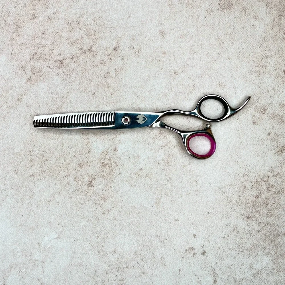 Freebird Grooming Shears Set: 6 Thinning, 7 Straight, 6.5 Curved Case - Picture 5 of 10